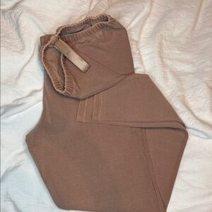 SKIMS Brown Leggings